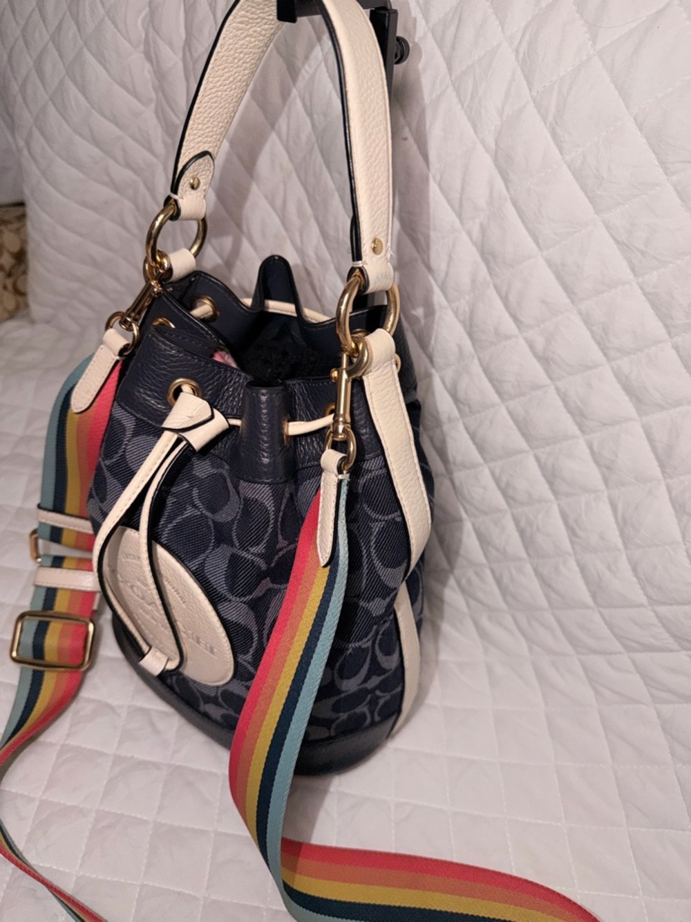 Coach Dempsey Bucket & Drawstring Blue Leather - Picture 4 of 13